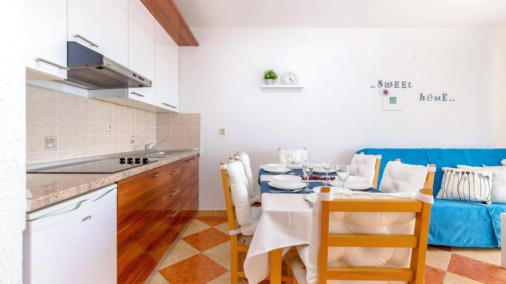 Beautiful Apartment In Crikvenica With Kitchen
